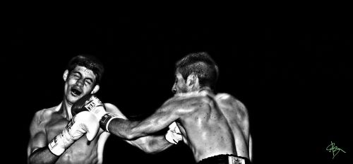 Fotografia de Ramn Buesa - Galeria Fotografica: Neutral Corner. 10 aos de Boxeo alavs - Foto: Directo de izquierda