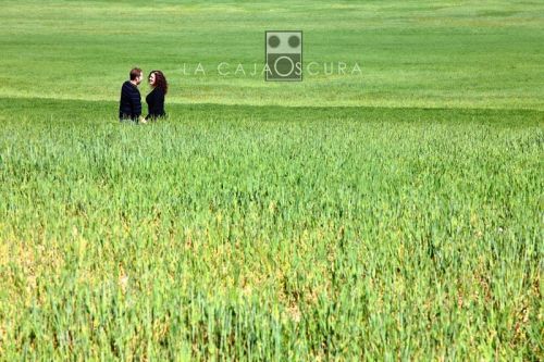 Fotografia de La caja oscura - Galeria Fotografica: Bodas 2012 - Foto: campo traves