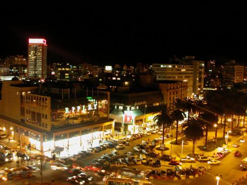 Fotografia de arqcavm - Galeria Fotografica: Via del Mar - Foto: Plaza Sucre en la noche