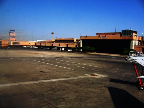 Fotografia de ____katy - Galeria Fotografica: [  aero ] - Foto: aeropuerto tijuana