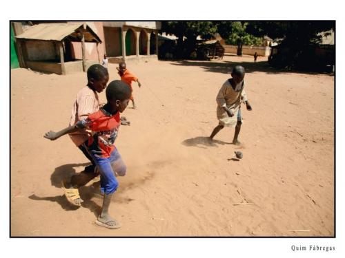 Fotografia de quim fotograf - Galeria Fotografica: Una visin de frica - Foto: Disfrutando del ftbol