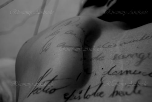 Fotografia de Rhommy - Galeria Fotografica: letras de carne y Rquiem - Foto: 