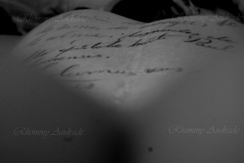 Fotografia de Rhommy - Galeria Fotografica: letras de carne y Rquiem - Foto: 