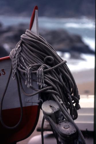 Fotografia de Sin Nombre - Galeria Fotografica: Barques a Calella de Palafrugell - Foto: Cordes tallades