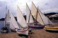 Fotos de Sin Nombre -  Foto: Barques a Calella de Palafrugell - Desplegada de veles.