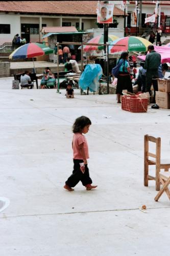 Fotografia de Raul Bolaos - Galeria Fotografica: Chiapas, lugar sagrado. - Foto: Sin rumbo