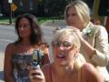 Fotos de Sin Nombre -  Foto: Wedding at the Church (30/07/05) - The paparazzi want the official picture!!!