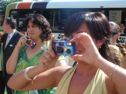 Fotografia de Sin Nombre - Galeria Fotografica: Wedding at the Church (30/07/05) - Foto: They come all over the world. Even from Spain!!!