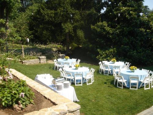 Fotografia de Sin Nombre - Galeria Fotografica: The Sunday EARLY morning Brunch (31/07/05) - Foto: What a garden!