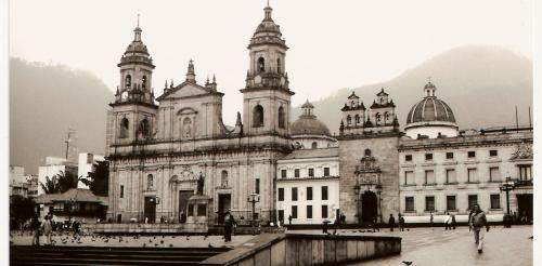 Fotografia de Sin Nombre - Galeria Fotografica: Bogota hermosa - Foto: que iglesia