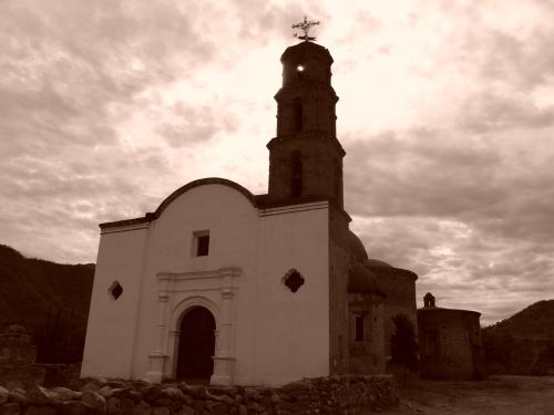 Fotos menos valoradas » Foto de frances - Galería: Batopilas el lugar donde Dios quiere vivir - Fotografía: Mision a contra lu