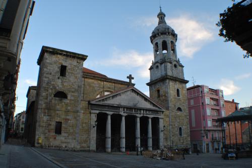 Fotografías menos votadas » Autor: bar gure-toki - Galería: medio dia o medio noche - Fotografía: Santa Maria BERMEO