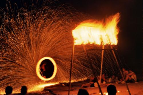 Fotos mas valoradas » Foto de Isabel Flores - Galería: Jugando con Fuego - Fotografía: Onda fogosa