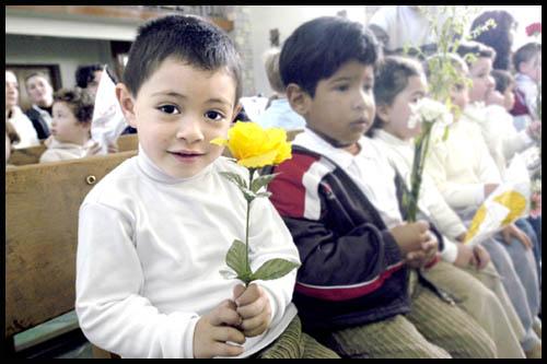 Fotos mas valoradas » Foto de Agustin Muoz Luna - Galería: Fervor - Fotografía: Ofrenda floral