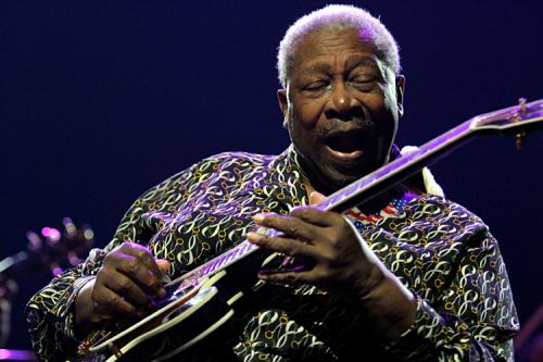 Fotos mas valoradas » Foto de Sin Nombre - Galería: Conciertos Forum 2004 - Fotografía: BB King - Palau Sa