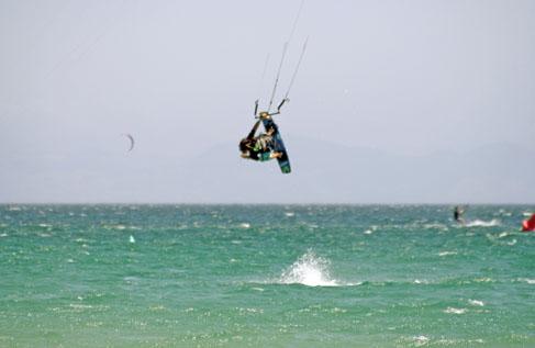 Fotografías menos votadas » Autor: PhotoPraxys - Galería: GISELA PULIDO CAMPOEONA DEL MUNDO DE KITE SURFT TARIFA 2007 - Fotografía: 