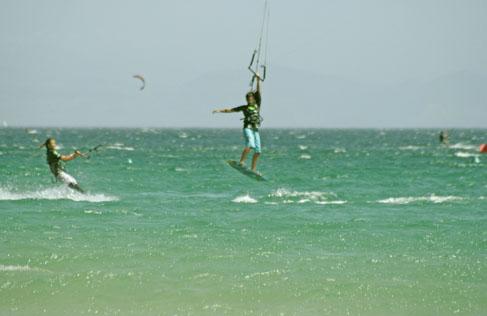 Fotografías menos votadas » Autor: PhotoPraxys - Galería: GISELA PULIDO CAMPOEONA DEL MUNDO DE KITE SURFT TARIFA 2007 - Fotografía: 