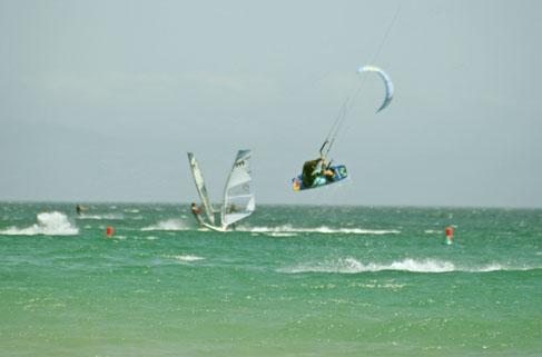 Fotografías menos votadas » Autor: PhotoPraxys - Galería: GISELA PULIDO CAMPOEONA DEL MUNDO DE KITE SURFT TARIFA 2007 - Fotografía: 