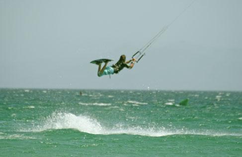 Fotografías menos votadas » Autor: PhotoPraxys - Galería: GISELA PULIDO CAMPOEONA DEL MUNDO DE KITE SURFT TARIFA 2007 - Fotografía: 