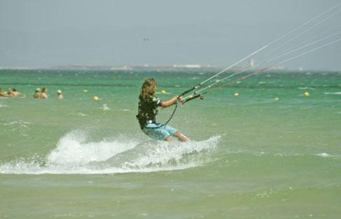 Fotografías menos votadas » Autor: PhotoPraxys - Galería: GISELA PULIDO CAMPOEONA DEL MUNDO DE KITE SURFT TARIFA 2007 - Fotografía: 