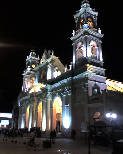 Fotos menos valoradas » Foto de Rovira, Sofia - Galería: catedral y alrededores - Fotografía: catedral y una neg