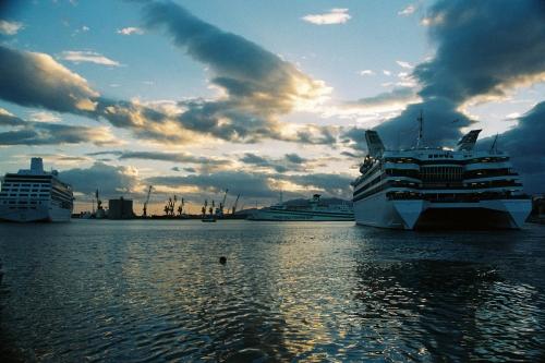 Fotos mas valoradas » Foto de STCPHOTO - Galería: Puerto de Mlaga - Fotografía: 6. Puerto de Mlag