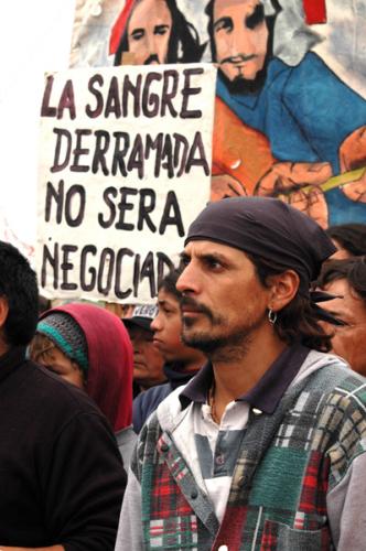 Fotografías menos votadas » Autor: Sin Nombre - Galería: Marchas y protestas de la sociedad argentina - Fotografía: Ni olvido ni perd