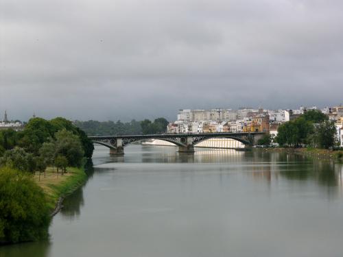 Fotos mas valoradas » Foto de www.andalucine.com - Galería: Andalucia - Fotografía: Sevilla en otoo